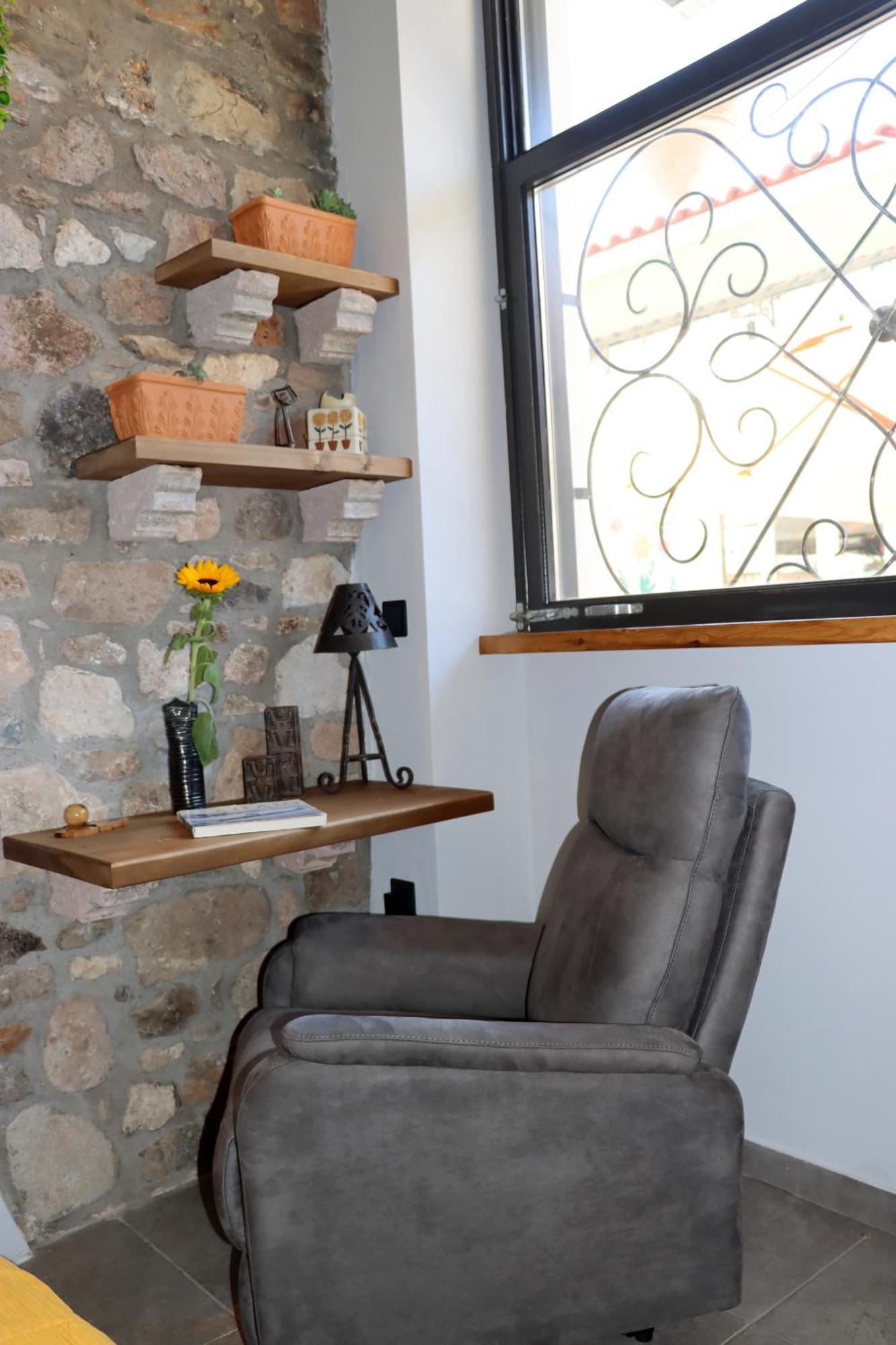 Apartamento Mine Mytilíni Exterior foto